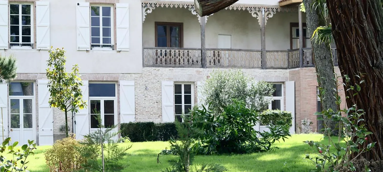 La Belle Montoise contacts